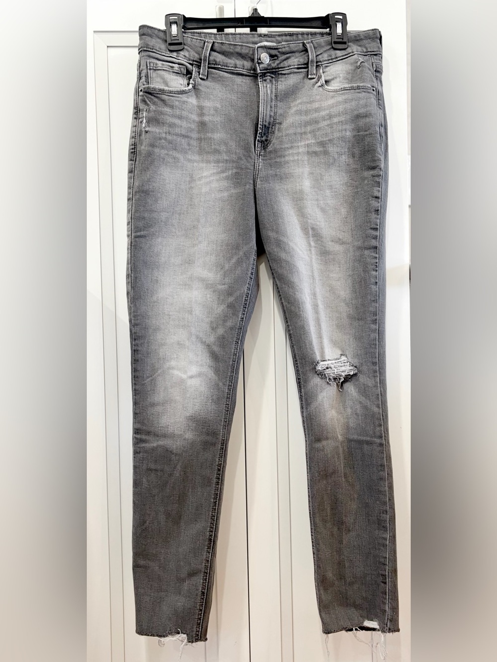 LIKE NEW! 🩶 Old Navy Jeans